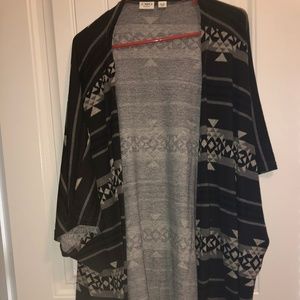 Women's plus size kimono 24/26